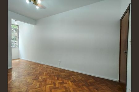 Sala de apartamento para alugar com 2 quartos, 70m² em Tijuca, Rio de Janeiro