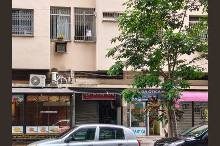 Apartamento para alugar com 70m², 2 quartos e sem vaga Apartamento para alugar com 70m², 2 quartos e sem vagaFachada e portaria