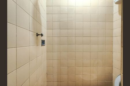 Apartamento para alugar com 70m², 2 quartos e sem vaga Apartamento para alugar com 70m², 2 quartos e sem vagaBanheiro de serviço