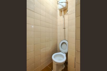 Apartamento para alugar com 70m², 2 quartos e sem vaga Apartamento para alugar com 70m², 2 quartos e sem vagaBanheiro de serviço