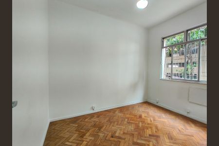 Apartamento para alugar com 70m², 2 quartos e sem vaga Apartamento para alugar com 70m², 2 quartos e sem vagaQuarto 1
