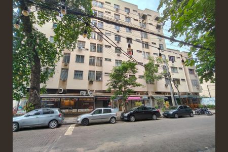 Apartamento para alugar com 70m², 2 quartos e sem vaga Apartamento para alugar com 70m², 2 quartos e sem vagaFachada e portaria
