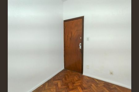 Apartamento para alugar com 70m², 2 quartos e sem vaga Apartamento para alugar com 70m², 2 quartos e sem vagaEntrada