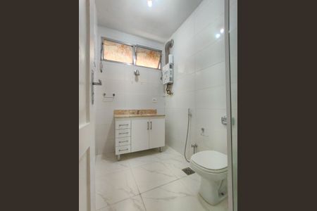 Apartamento para alugar com 70m², 2 quartos e sem vaga Apartamento para alugar com 70m², 2 quartos e sem vagaBanheiro Corredor