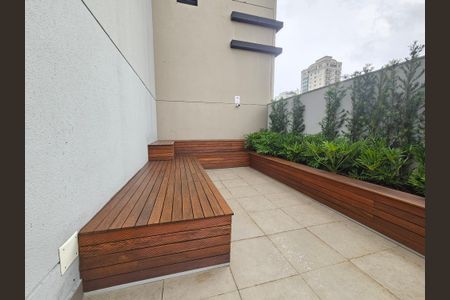 Studio à venda com 25m², 1 quarto e sem vaga Studio à venda com 25m², 1 quarto e sem vagaÁrea comum - Piscina