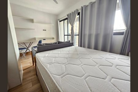 Studio à venda com 25m², 1 quarto e sem vaga Studio à venda com 25m², 1 quarto e sem vagaSala/Quarto