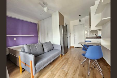 Sala/Quarto de kitnet/studio à venda com 1 quarto, 25m² em Campo Belo, São Paulo