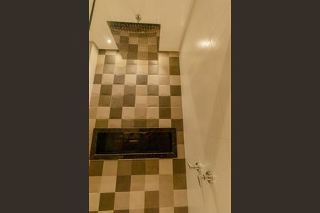 Casa de condomínio para alugar com 301m², 3 quartos e 4 vagasBanheiro Social