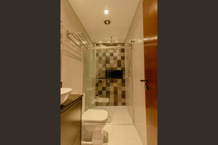 Casa de condomínio para alugar com 301m², 3 quartos e 4 vagasBanheiro Social