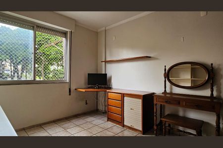 Apartamento para alugar com 180m², 3 quartos e 2 vagas