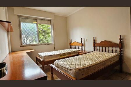 Apartamento para alugar com 180m², 3 quartos e 2 vagas