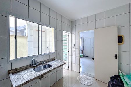 Casa de condomínio à venda com 62m², 3 quartos e 2 vagasCozinha