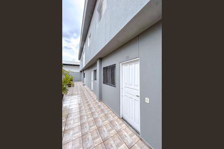 Casa de condomínio à venda com 62m², 3 quartos e 2 vagasEntrada