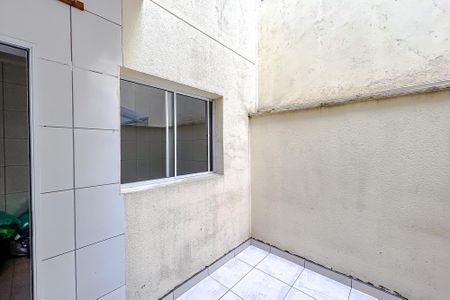 Casa de condomínio à venda com 62m², 3 quartos e 2 vagasÁrea de Serviço