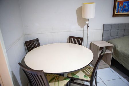 Mesa Jantar de kitnet/studio para alugar com 1 quarto, 17m² em Butantã, São Paulo