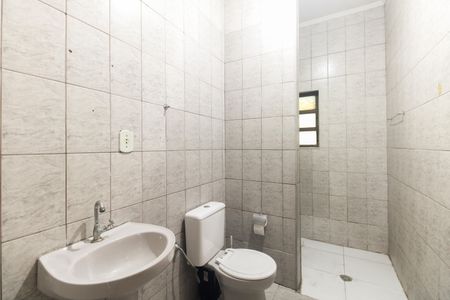 Casa à venda com 140m², 2 quartos e 2 vagasBanheiro Social 