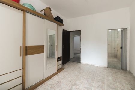 Casa à venda com 140m², 2 quartos e 2 vagasSuíte 