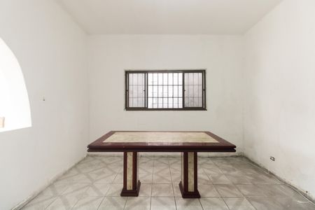 Sala  de casa para alugar com 2 quartos, 140m² em Vila Carrão, São Paulo