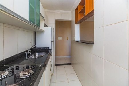 Cozinha  de apartamento para alugar com 2 quartos, 65m² em Costa E Silva, Porto Alegre