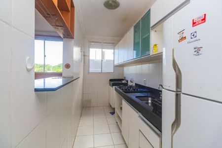 Cozinha  de apartamento para alugar com 2 quartos, 65m² em Costa E Silva, Porto Alegre