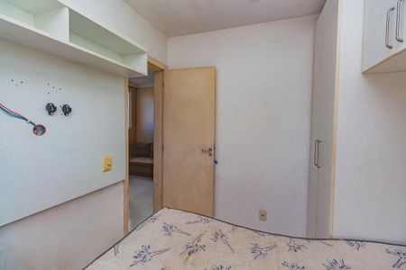 Quarto 1 de apartamento para alugar com 2 quartos, 65m² em Costa E Silva, Porto Alegre