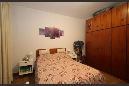 Casa de condomínio à venda com 182m², 3 quartos e 2 vagassuíte 