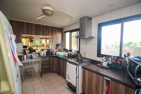 Apartamento à venda com 140m², 3 quartos e 2 vagasCozinha