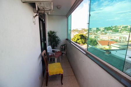 Apartamento à venda com 140m², 3 quartos e 2 vagasSacada do Quarto 2