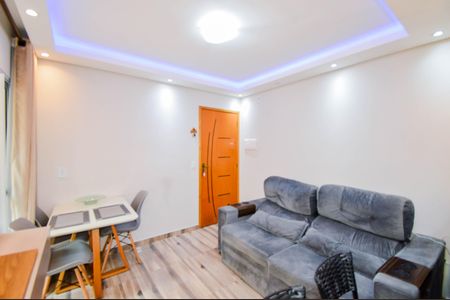Sala de apartamento para alugar com 2 quartos, 43m² em Parque Mikail, Guarulhos