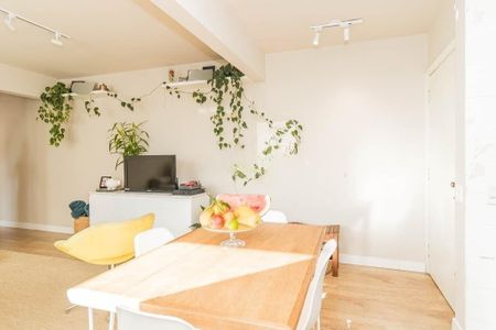Sala  de apartamento para alugar com 2 quartos, 70m² em Mont’Serrat, Porto Alegre