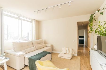 Sala  de apartamento para alugar com 2 quartos, 70m² em Mont’Serrat, Porto Alegre