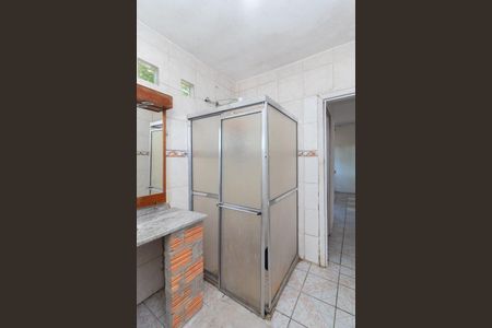 Banheiro  de casa para alugar com 1 quarto, 50m² em Cavalhada, Porto Alegre