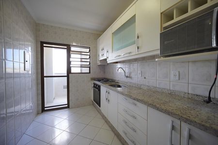 Apartamento para alugar com 69m², 2 quartos e 1 vagaCozinha