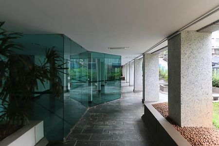 Apartamento à venda com 78m², 2 quartos e 1 vagaEntrada