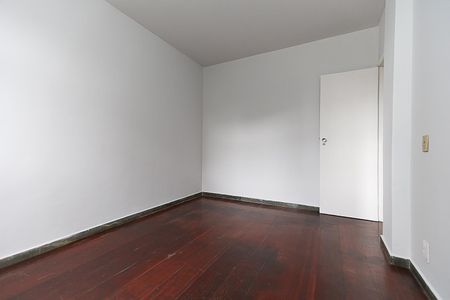 Apartamento à venda com 78m², 2 quartos e 1 vagaQuarto 2