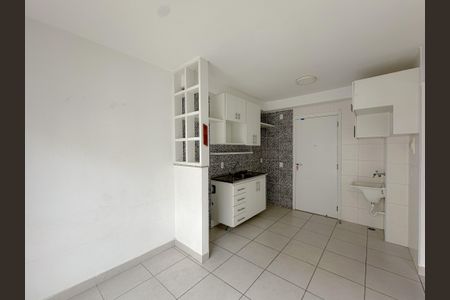 Apartamento à venda com 35m², 2 quartos e sem vaga Apartamento à venda com 35m², 2 quartos e sem vagaSala/Cozinha