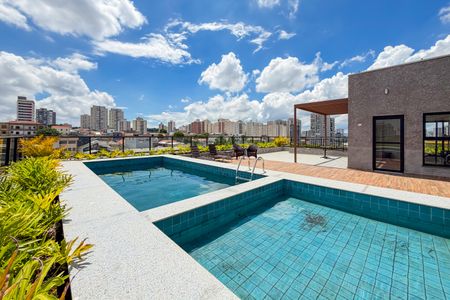 Studio para alugar com 24m², 1 quarto e sem vaga Studio para alugar com 24m², 1 quarto e sem vagaPiscina