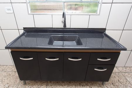 Casa à venda com 59m², 2 quartos e 2 vagasCozinha - Pia 