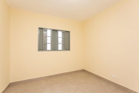 Casa à venda com 2 quartos, 59m² em Vila Carmosina, São Paulo