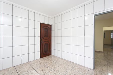 Casa à venda com 59m², 2 quartos e 2 vagasCozinha 