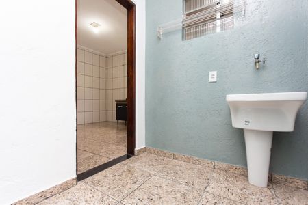 Casa à venda com 59m², 2 quartos e 2 vagasÁrea de Serviço 