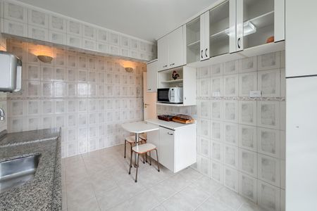 Apartamento à venda com 96m², 2 quartos e 1 vagaCozinha