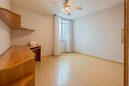 Apartamento à venda com 96m², 2 quartos e 1 vagaQuarto 2
