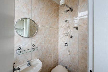 Apartamento à venda com 96m², 2 quartos e 1 vagaBanheiro de serviço