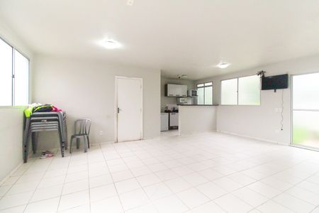 Apartamento para alugar com 42m², 2 quartos e sem vagaÁrea comum - Salão de festas