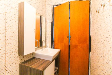 Apartamento para alugar com 42m², 2 quartos e sem vagaBanheiro