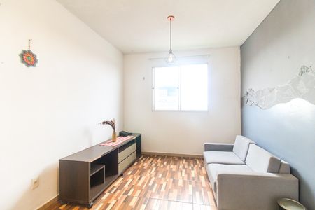 Sala de apartamento para alugar com 2 quartos, 42m² em Núcleo Lageado, São Paulo