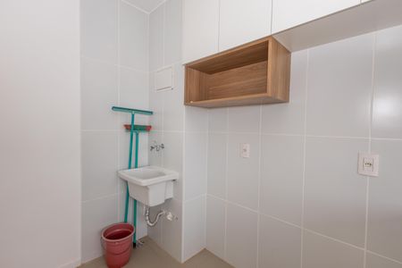 Área de Serviço de apartamento para alugar com 2 quartos, 59m² em Setor Coimbra, Goiânia