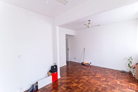 Sala de apartamento para alugar com 2 quartos, 56m² em Todos Os Santos, Rio de Janeiro