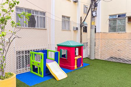 Apartamento para alugar com 56m², 2 quartos e sem vagaÁrea comum - Playground